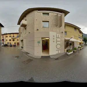 Hotel Cumili, Capo di Ponte
